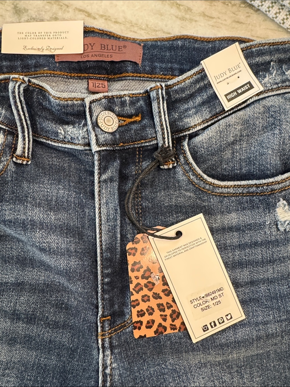 Judy Blue NWT Distressed High Waist Shark Bite Hem Skinny Fit 1/25 Cotton Denim - Picture 9 of 10
